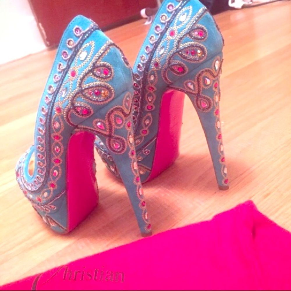 Christian Louboutin Bollywood Size 5